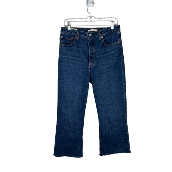 Levi’s Wedgie Straight Raw Hem Jeans - Picture 1 of 5